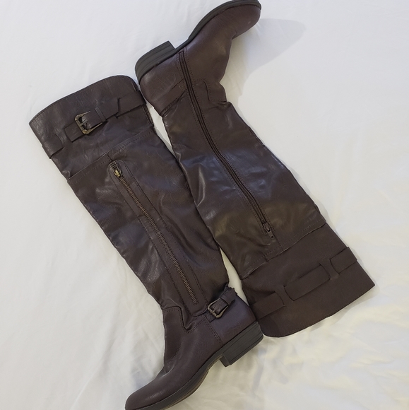 American Rag Tall Brown Buckle Boots Size 6M - Picture 2 of 8